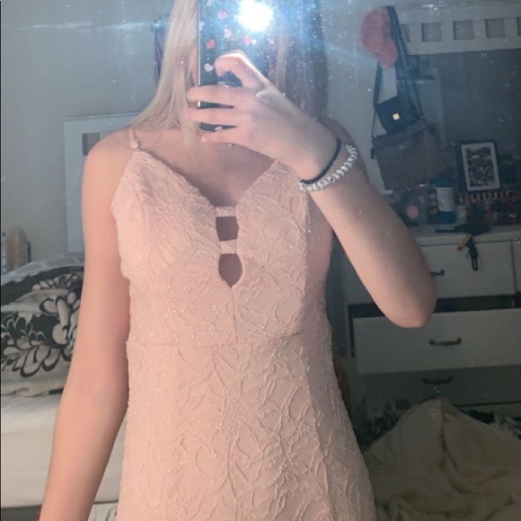 PROM DRESS - Picture 2 of 3